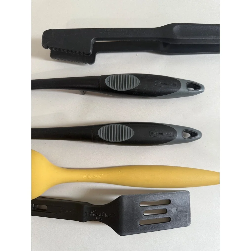Pampered‎ Chef Tupperware Rubbermaid Kitchen Utensil Lot 5pc Black Yellow Mixed
